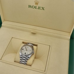 Rolex Day-Date 40 'paved' dial - 228239 - Heren polshorloge - 2021.