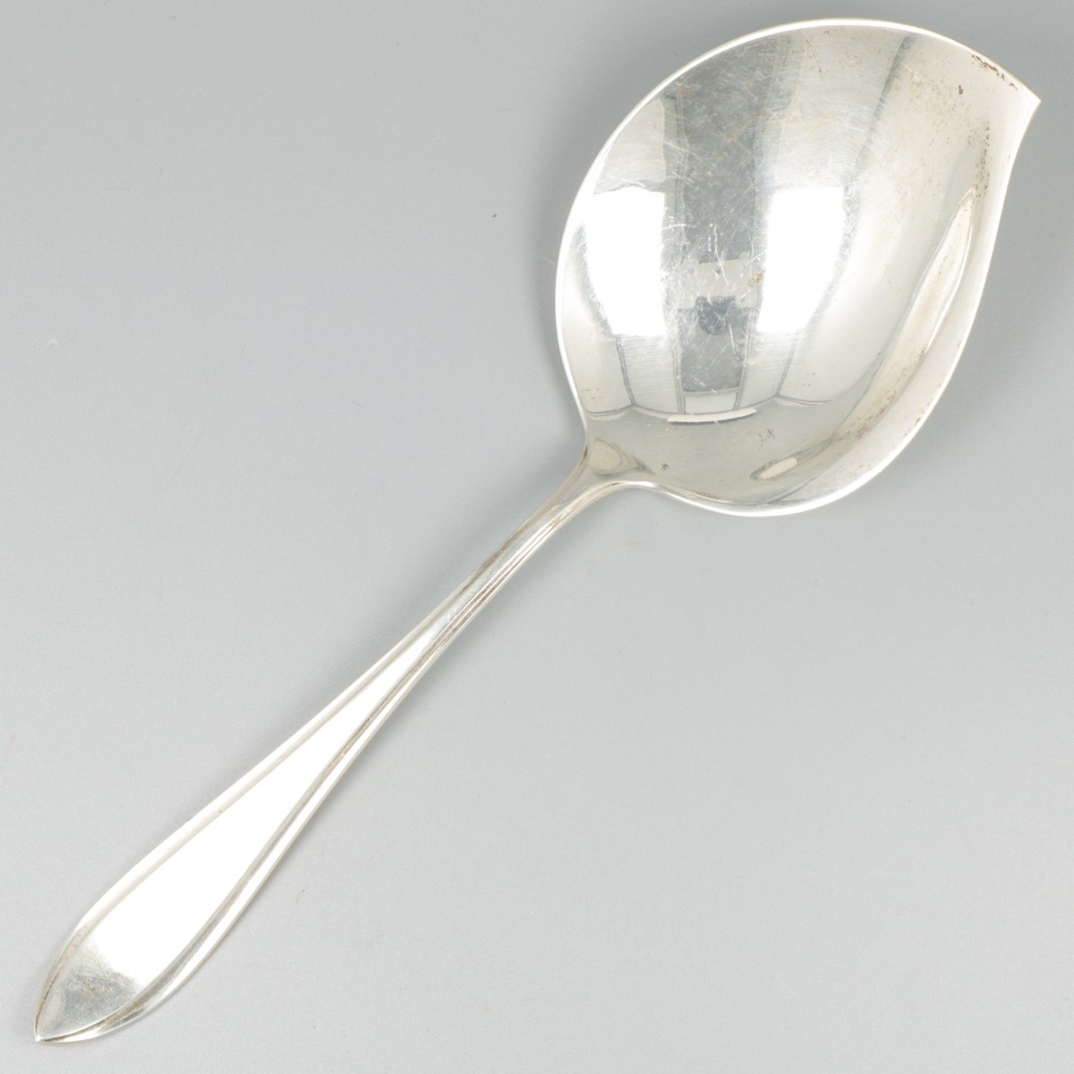 Vlalepel zilver.