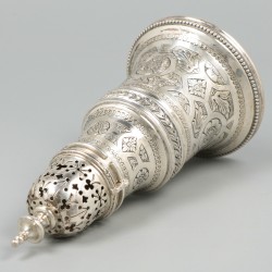 Strooibus zilver.