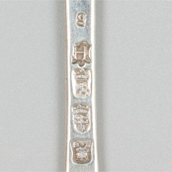 Lepel 1742 (Rotterdam, Hendrik van Beest 1703-1772) zilver.