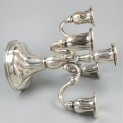 Tafelkandelaar zilver.