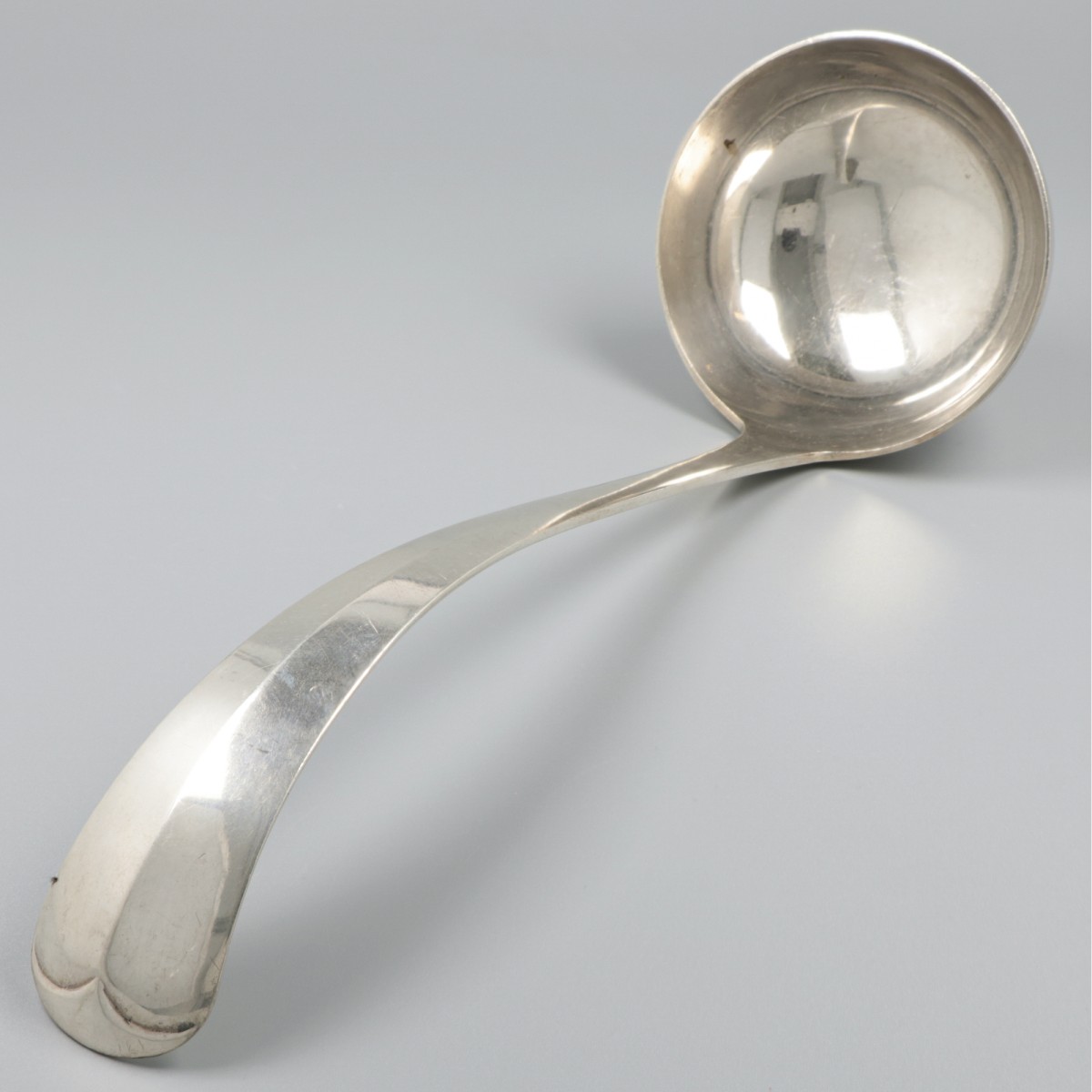 Soeplepel Haags lofje zilver.