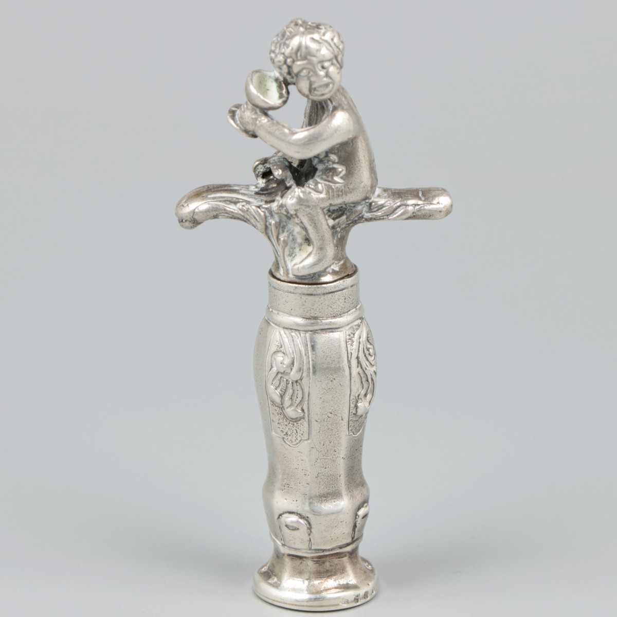 Kurkentrekker zilver.