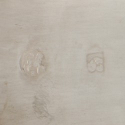 Pepermuntdoosje / speldenkussen zilver.