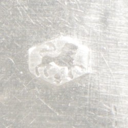 Pepermuntdoosje zilver.