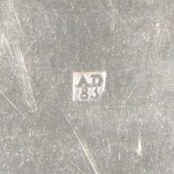 Pepermuntdoosje zilver.