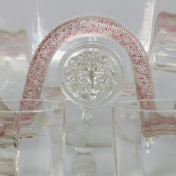 Een glazen bowlset (8+1) gedecoreerd met mascarons "att Salviati". Murano, circa 1890.