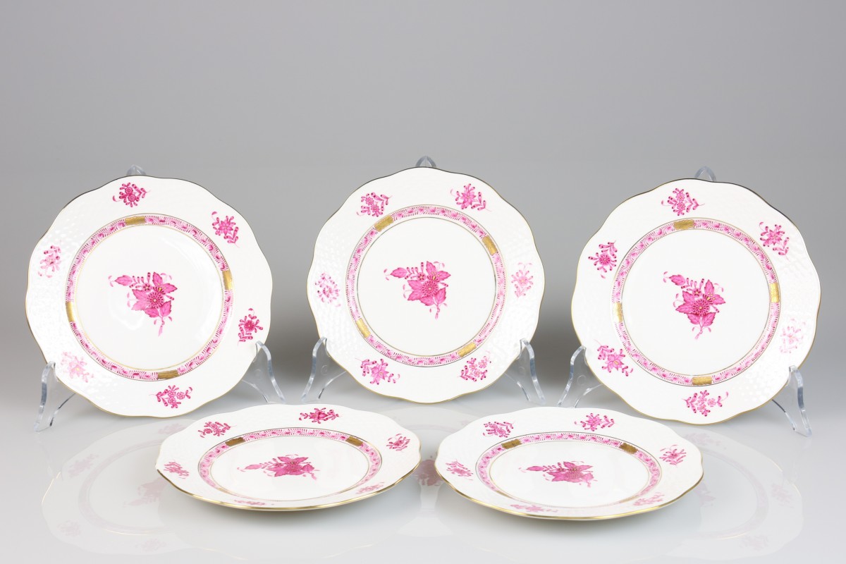 Een  set van (5) porseleinen bordjes met Apponyi Purple decor, Herend. Hongarije, eind 20e eeuw.