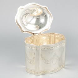 Theedoos zilver.