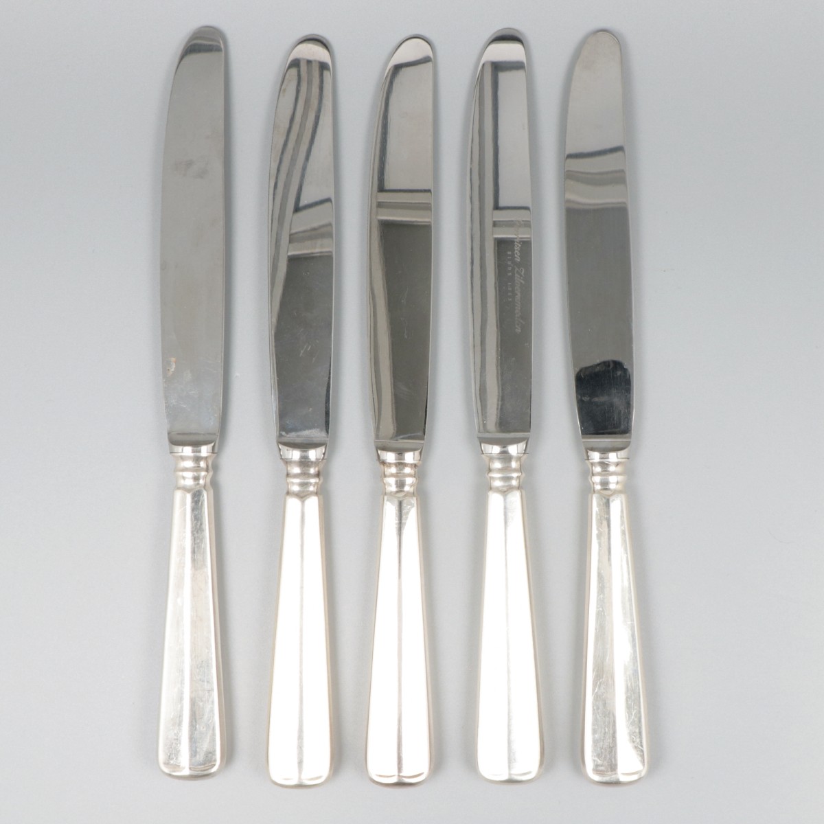 5-delige set dinermessen Haags lofje zilver.