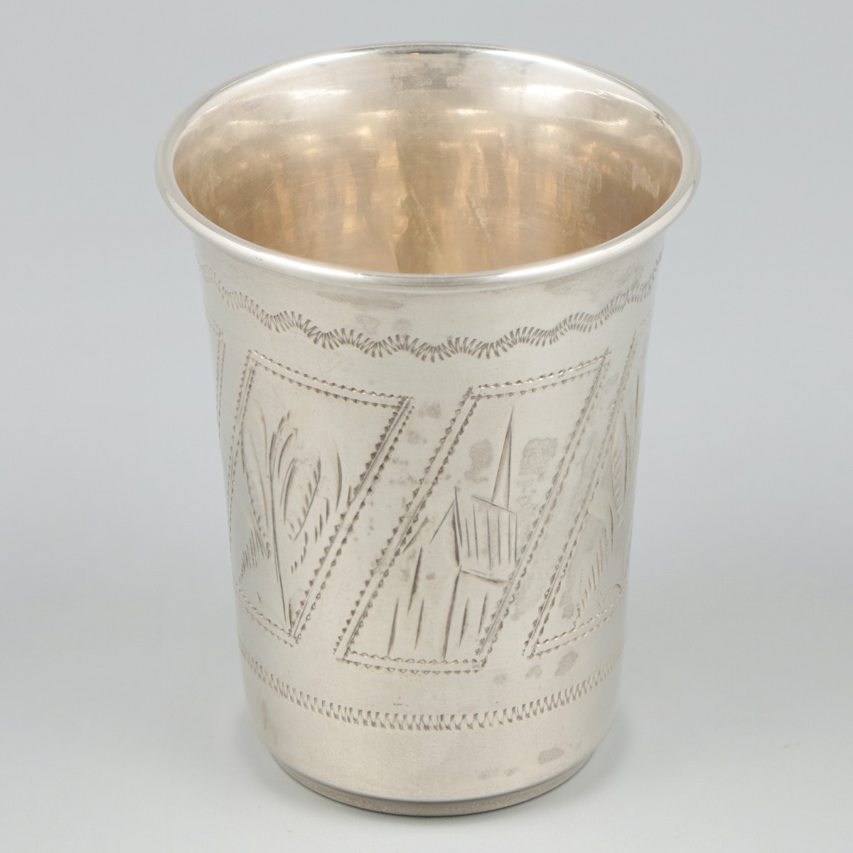 Drinkbeker zilver.