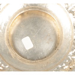Dekselpot zilver.