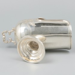 Suikerbak met schep zilver.