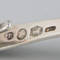 Room- en zoutlepel zilver.