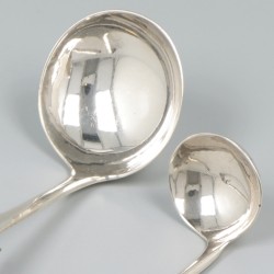 Room- en zoutlepel zilver.