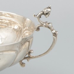 Zilveren brandewijnkom, Gerrit Janninck, Groningen 1680-1681.