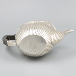 Theepot zilver.