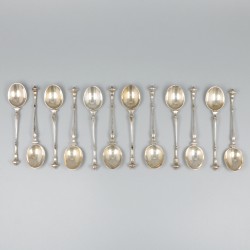 12-delige set theelepels zilver.