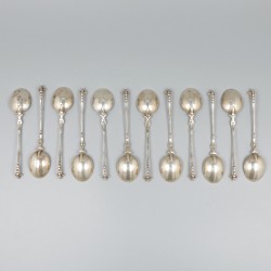12-delige set theelepels zilver.