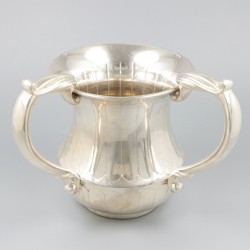 Netilat yadayim, Natla (נַטְלָה‎) wasbeker zilver.