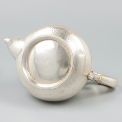 Theepot zilver.