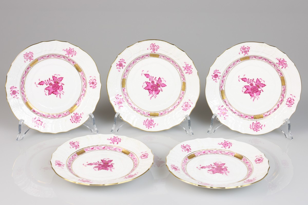 Een  set van (5) porseleinen bordjes met Apponyi Purple decor, Herend. Hongarije, eind 20e eeuw.