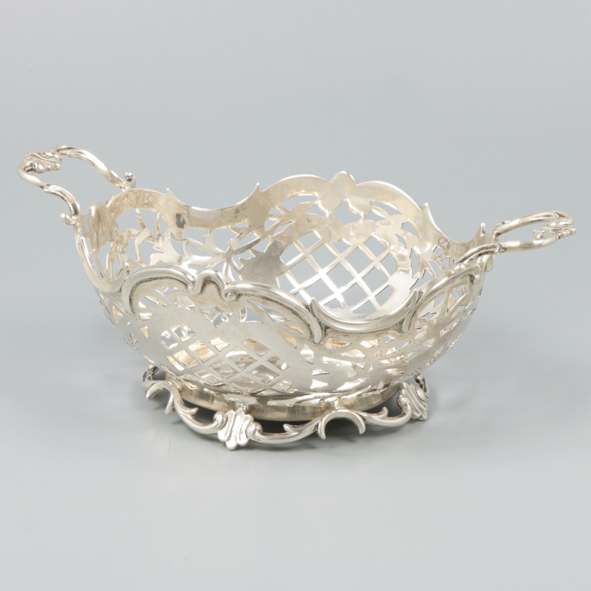 Bonbonmandje zilver.