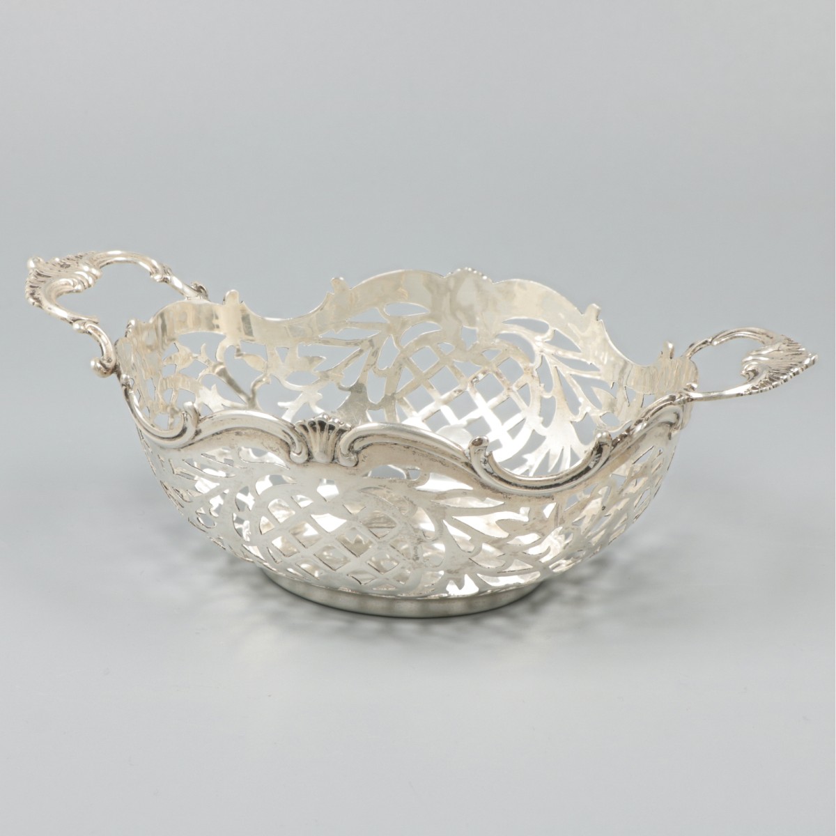 Bonbonmandje zilver.