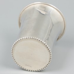 Drinkbeker / lepelvaasje zilver.