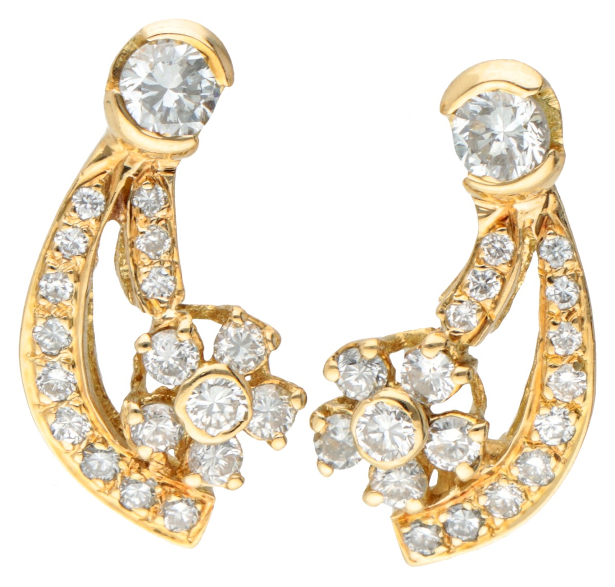 18 kt. Geelgouden oorstekers elk bezet met ca. 0.57 ct. diamant.