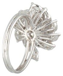 18 kt. Witgouden tourbillon ring bezet met ca. 1.5 ct. diamant.