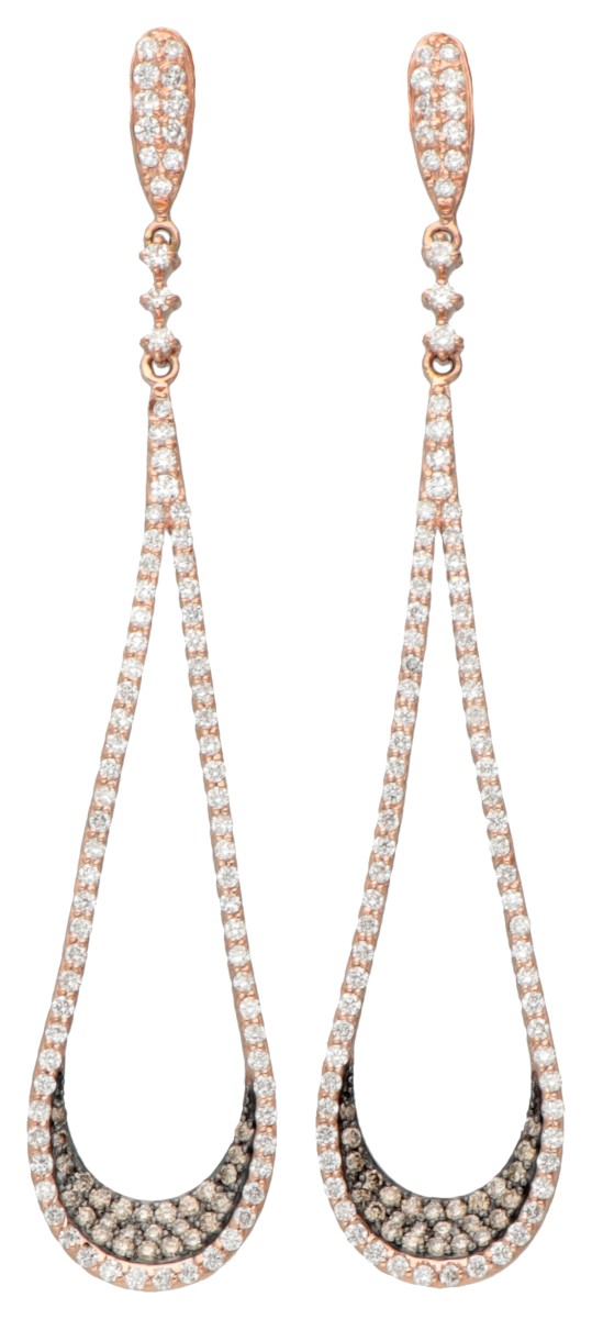 Effy Jewelers Aruba 14 kt. roségouden oorbellen bezet met diamant.