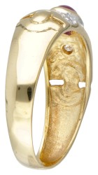 18K Bicolour gouden vintage ring bezet met ca. 0.64 ct. natuurlijke robijn en diamant.