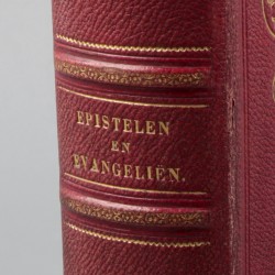 Boek Epistelen en Evangeliën zilver.