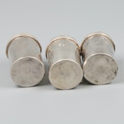 3-delig lot chrismatorium-flacons zilver.
