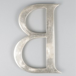 Letter B, zilver.