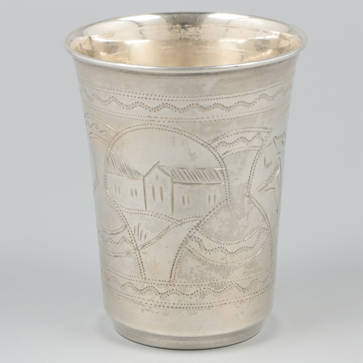 Drinkbeker zilver.