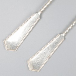 Gembercouvert zilver.