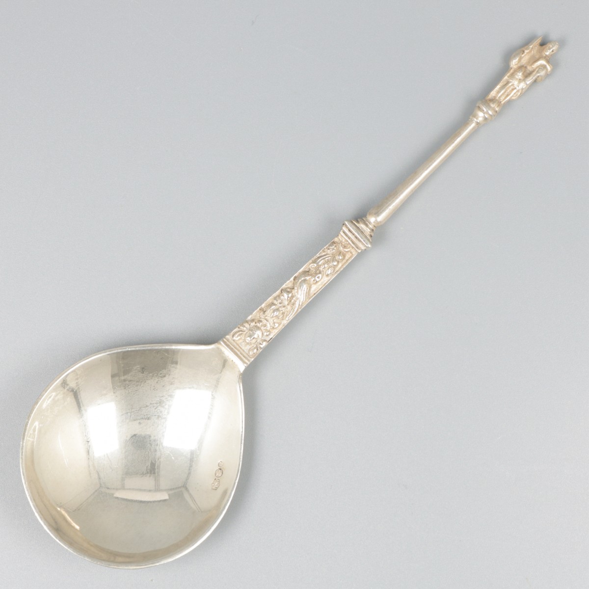 Gelegenheidslepel zilver.