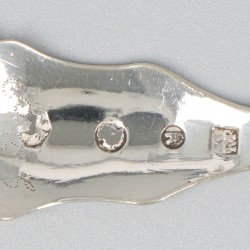 5-delig lot suikerschepjes en theeduim zilver.