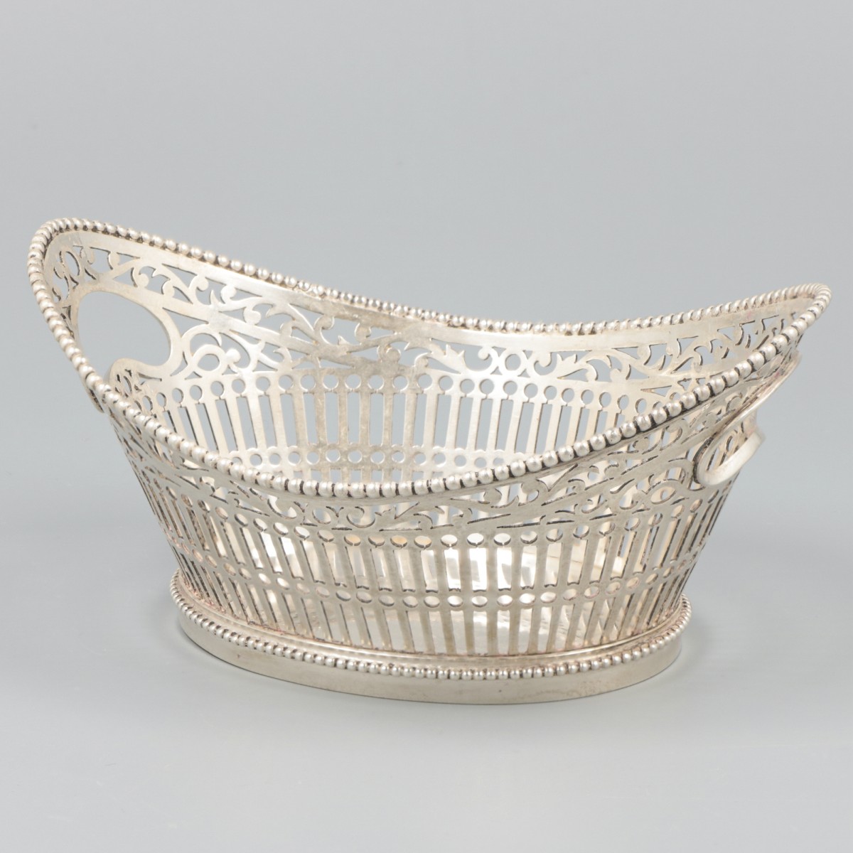 Bonbonmandje zilver.