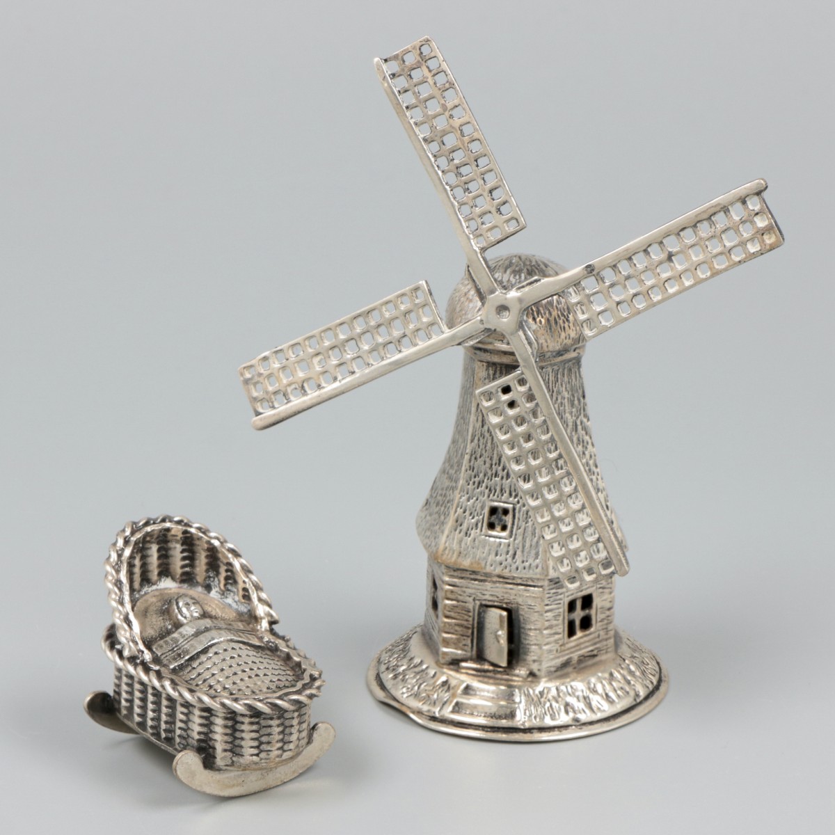 2-delig lot miniaturen zilver.