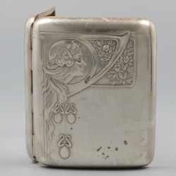 Sigarettenetui jugendstil, zilver.