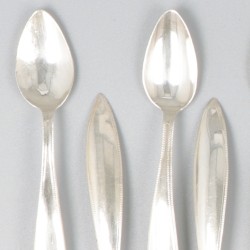 12-delige set mokkalepeltjes zilver.