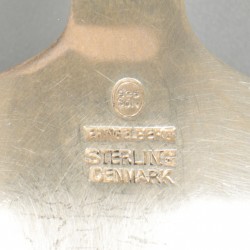 Bessenlepel zilver.