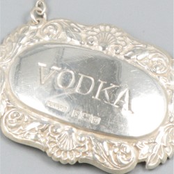 2-delige set flessenlabels Gin & Vodka zilver.