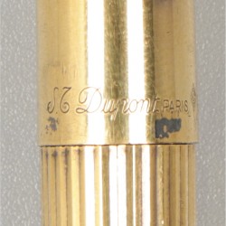 S.T. Dupont pen zilver.