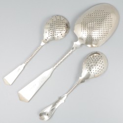 3-delig lot schepwerk zilver.