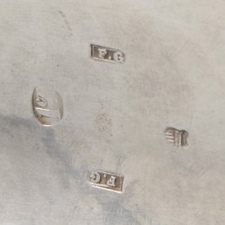 Kandelaar zilver.