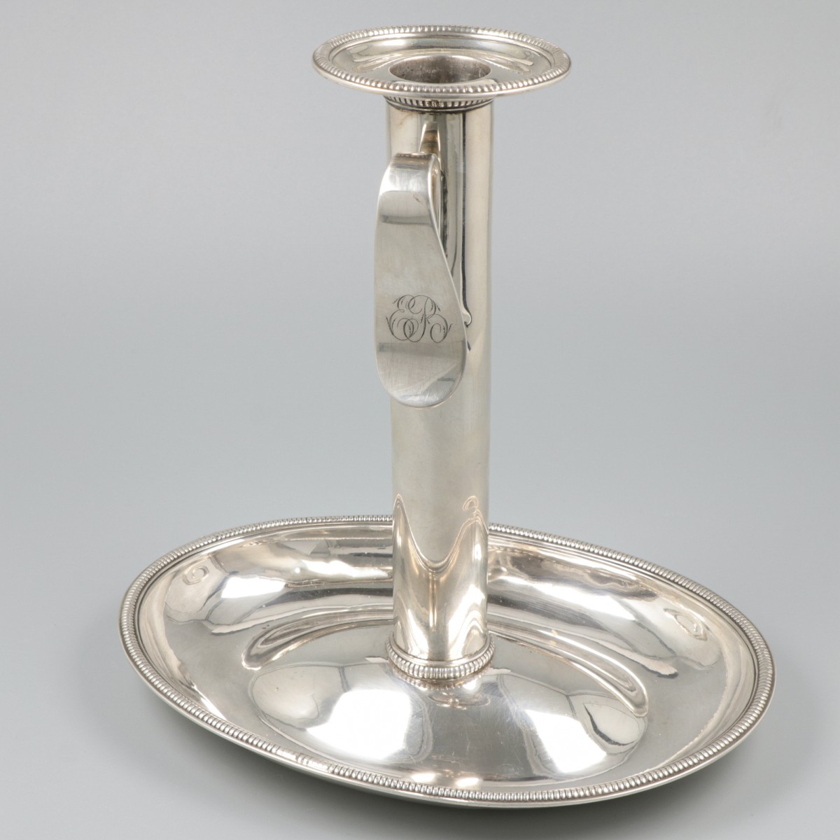 Kandelaar zilver.